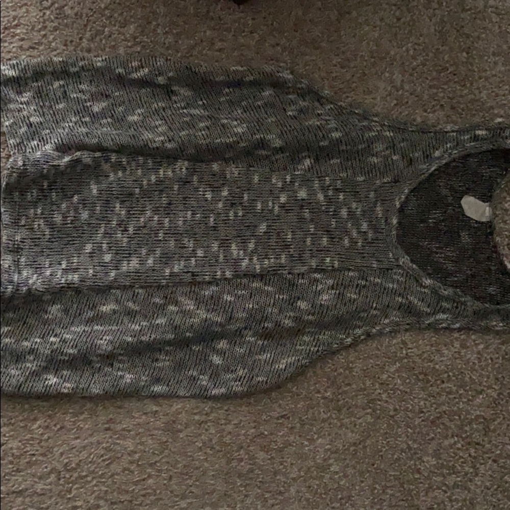 Tank sweater